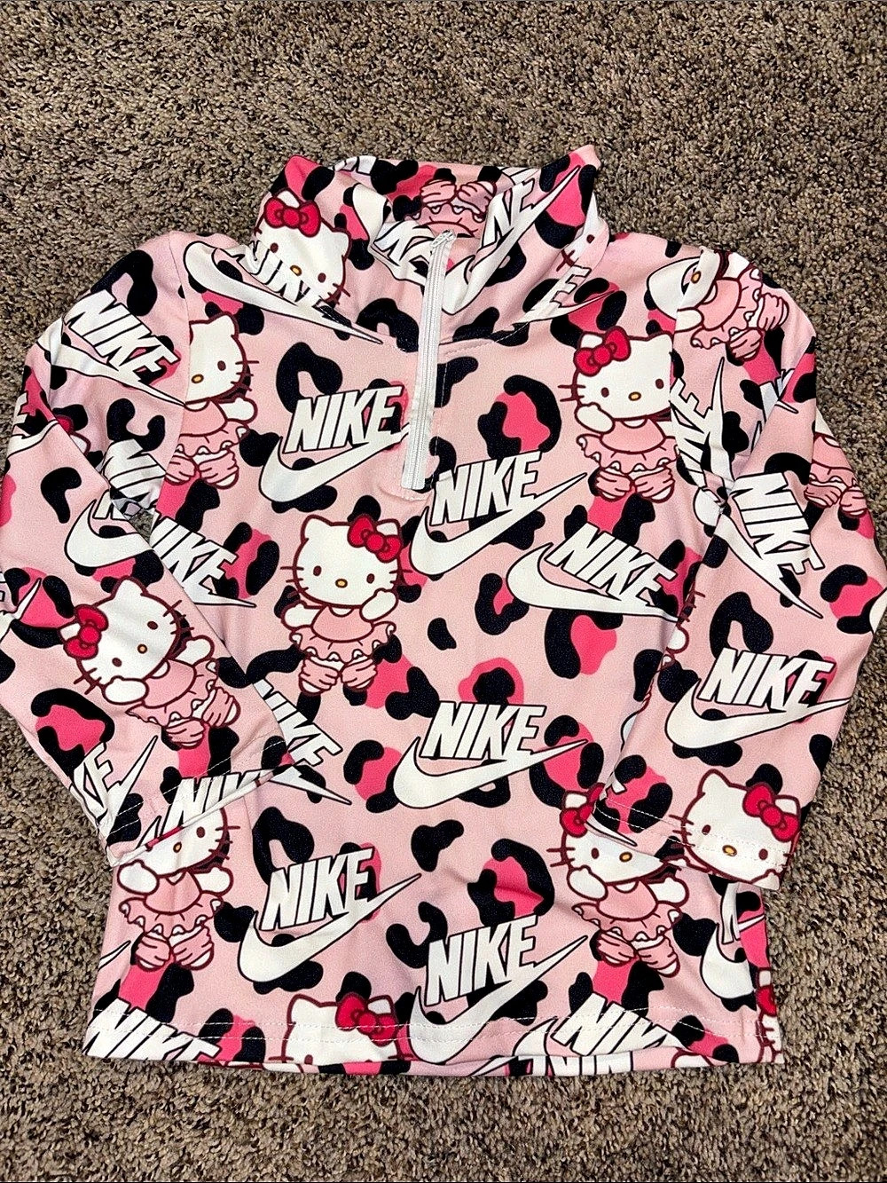 Girls boutique  Hello Kitty Print Short Sleeve Top in Pink & Black